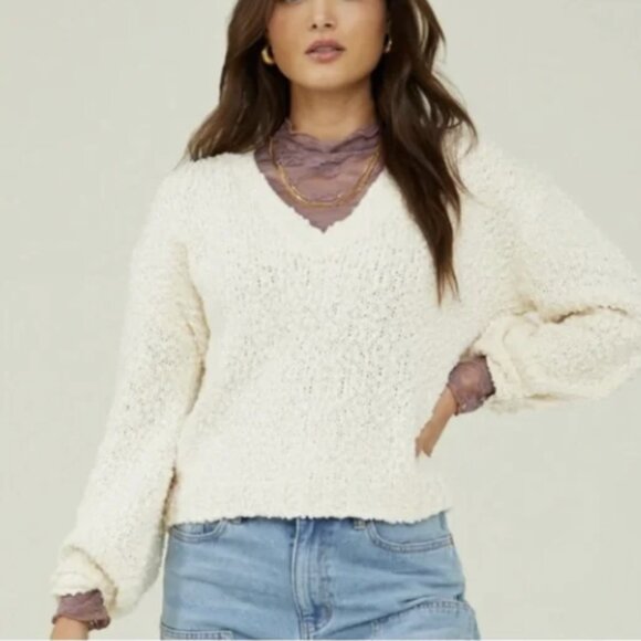 Altar’d State Sydney Cream Popcorn Pullover Oversized Knit V-Neck Size Large - Picture 1 of 10